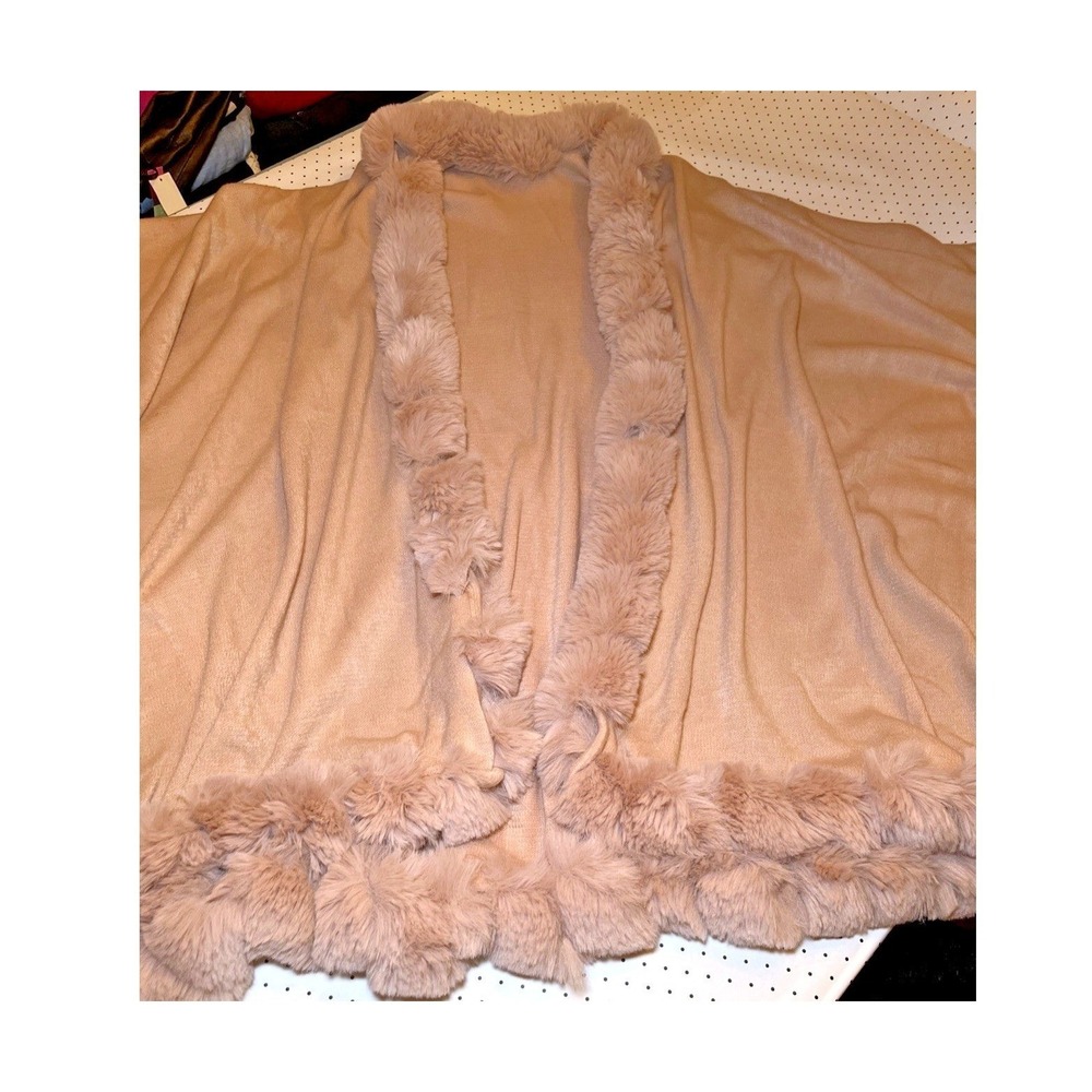 Luxury Faux Fur Trim Knit Poncho Wrap Shawl Cardigan One Size Soft Pink Cozycore - Picture 4 of 7